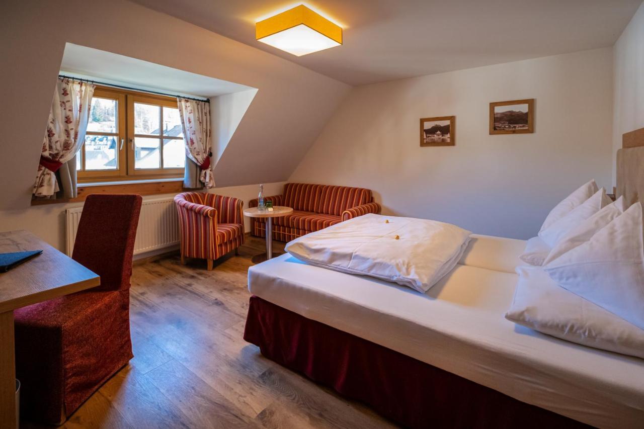 Landhotel Schuetzenhof Fuschl am See Bagian luar foto