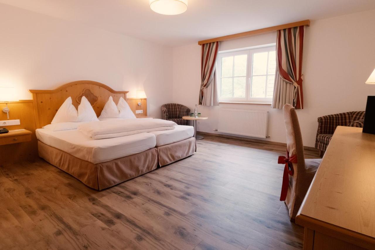Landhotel Schuetzenhof Fuschl am See Bagian luar foto
