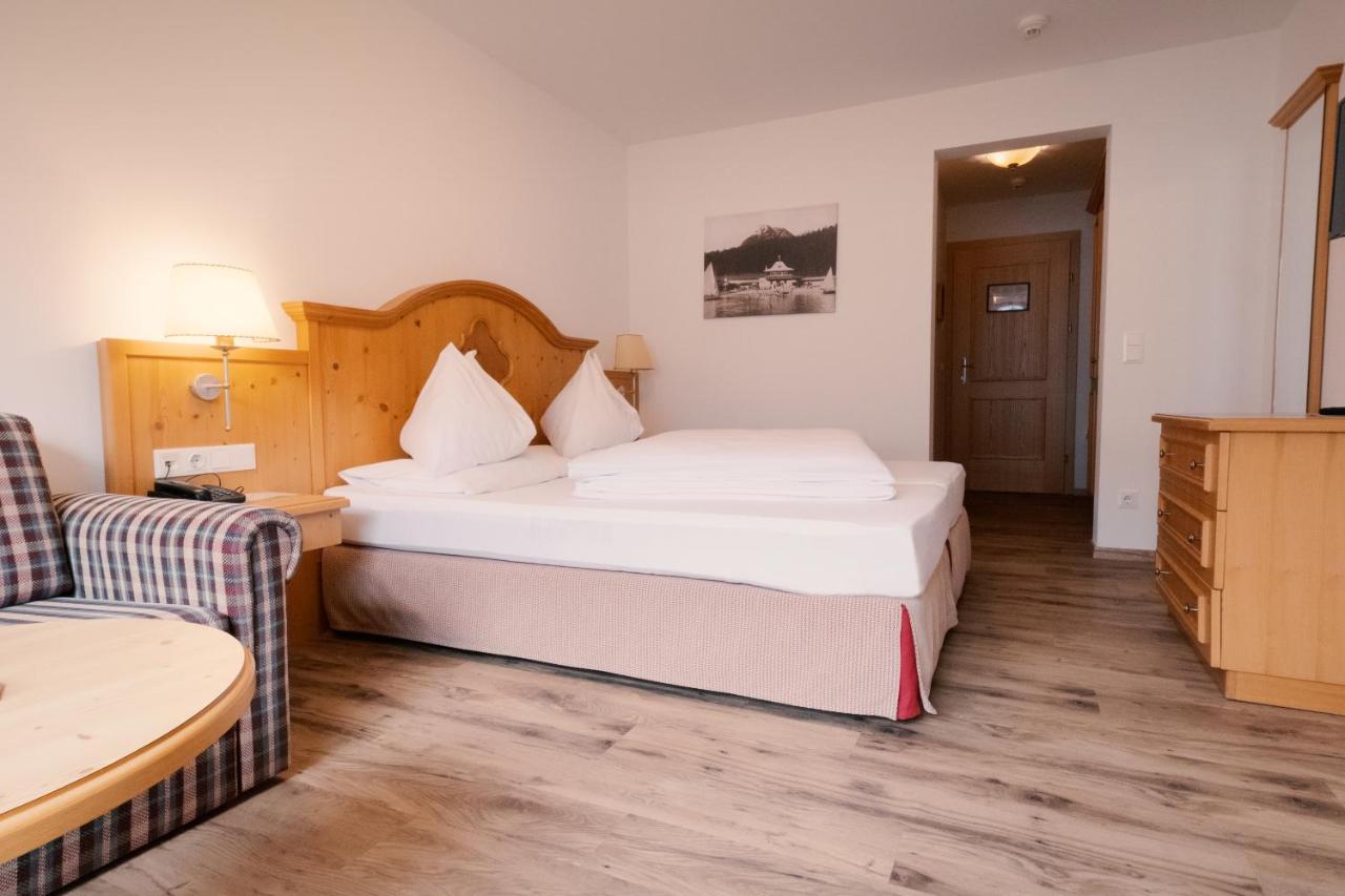 Landhotel Schuetzenhof Fuschl am See Bagian luar foto
